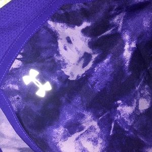 Under Armour Athletic Shorts (With Pockets!!)
